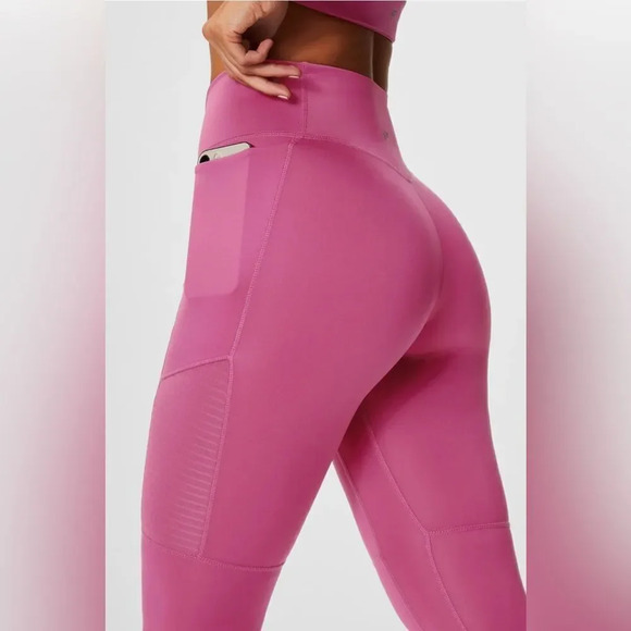 Fabletics Motion365+ High-Waisted Moro Leggings - Picture 3 of 9